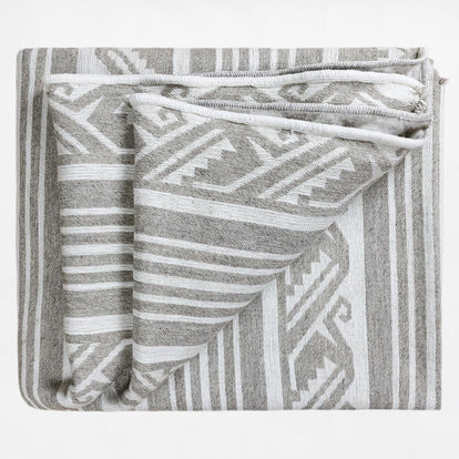 Ashvale | Llama Wool Blanket | 240cm x 200cm