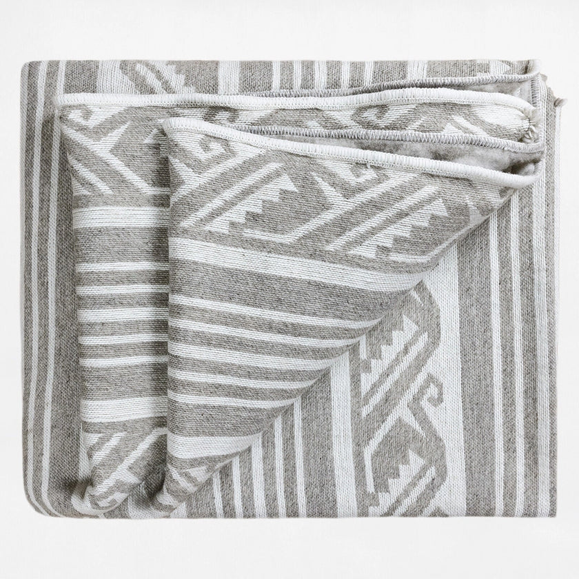 Ashvale | Llama Wool Blanket | 240cm x 200cm