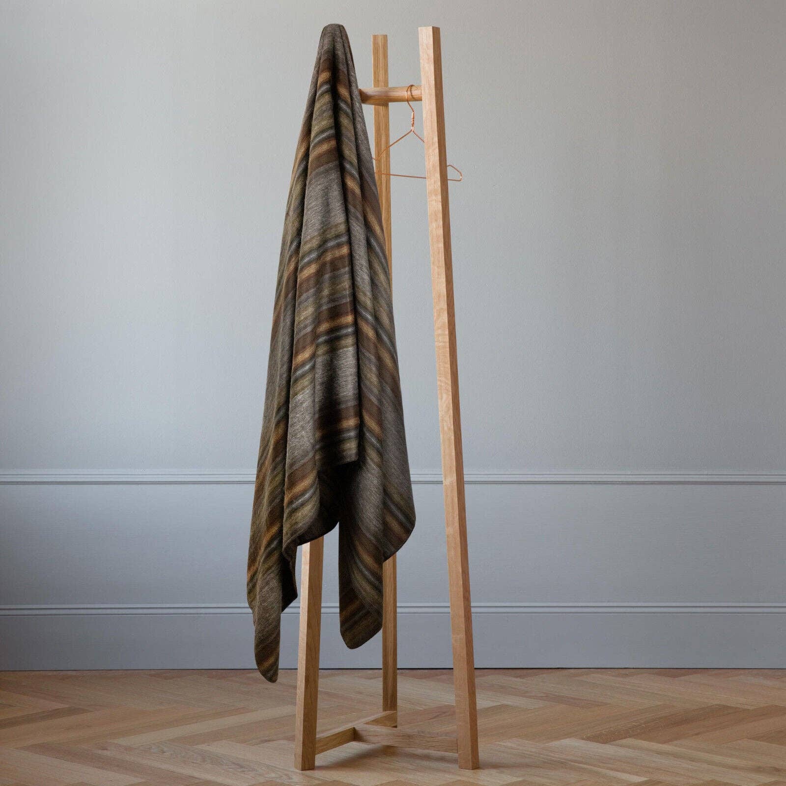 Smokewood | Alpaca Wool Blanket | 240cm x 170cm