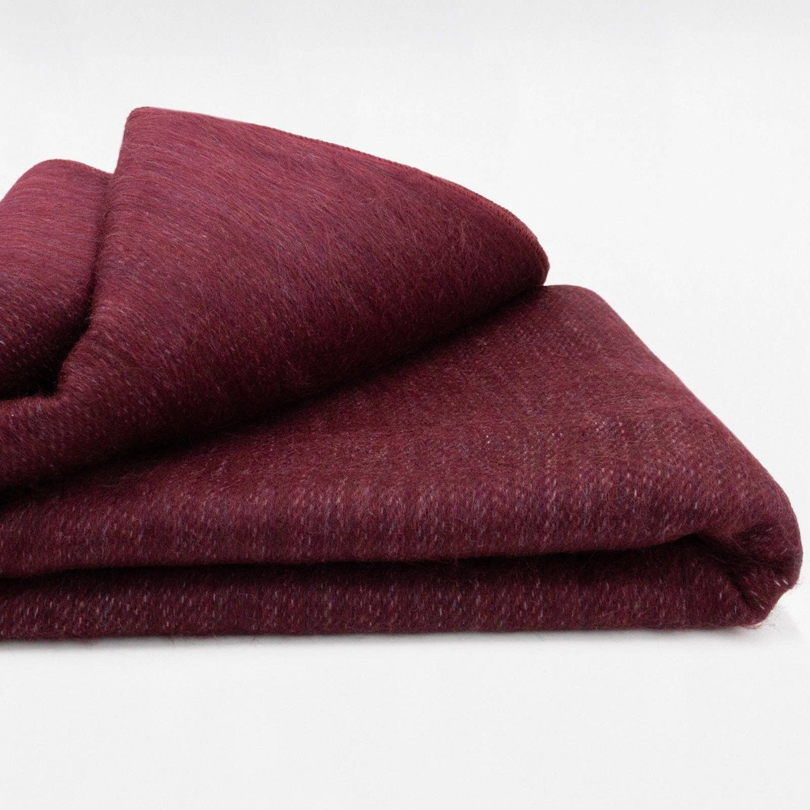 Totoracocha - Double Density Baby Alpaca Wool Throw Blanket / Sofa Cover - Queen 95 x 65 - Burgundy Wine