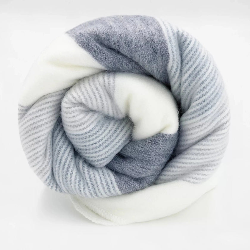 Silvergrass | Alpaca Wool Blanket | 242cm x 166cm