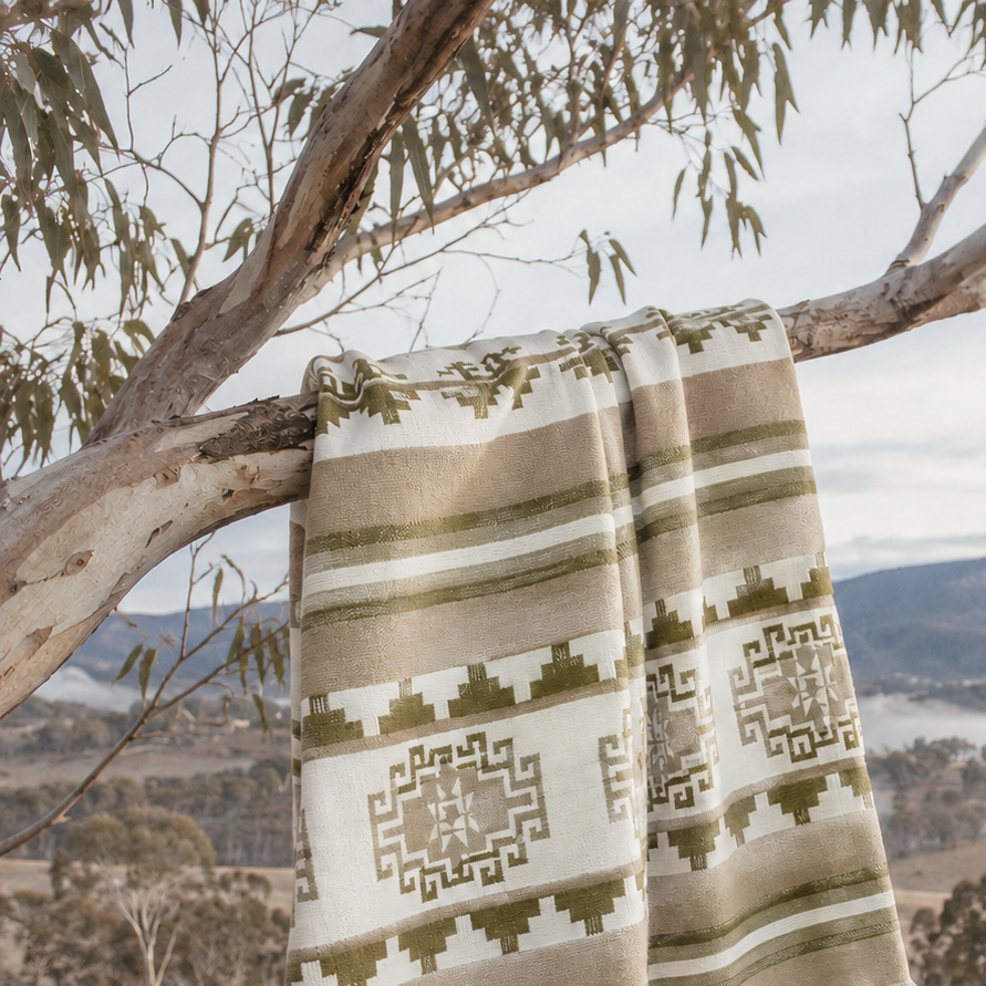 Pale Gum | Llama Wool Blanket | 250cm x 200cm