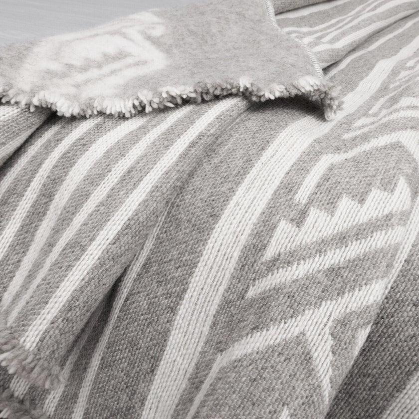 Ashvale | Llama Wool Blanket | 240cm x 200cm